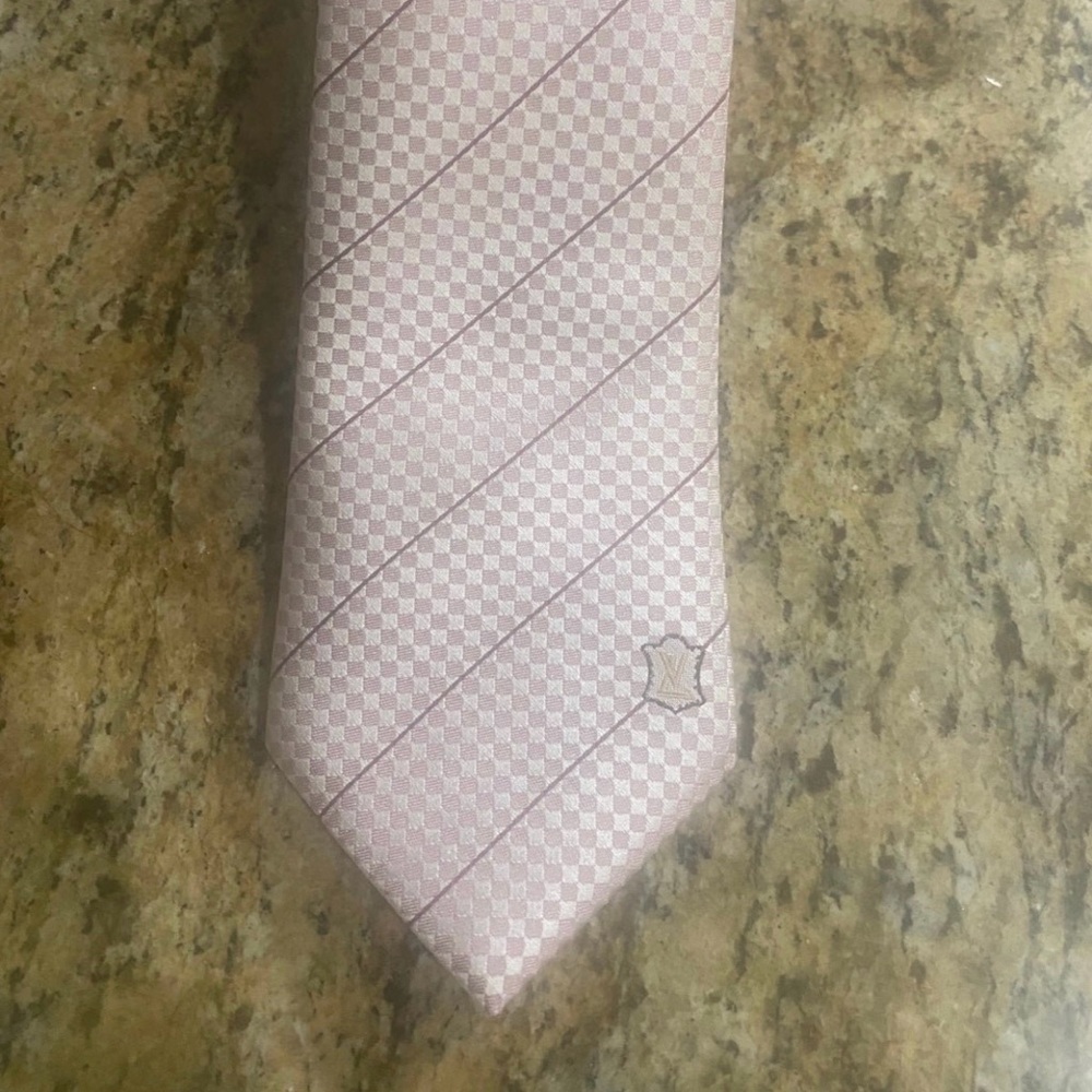 Authentic Louis Vuitton Ecu checkered tie NWOT